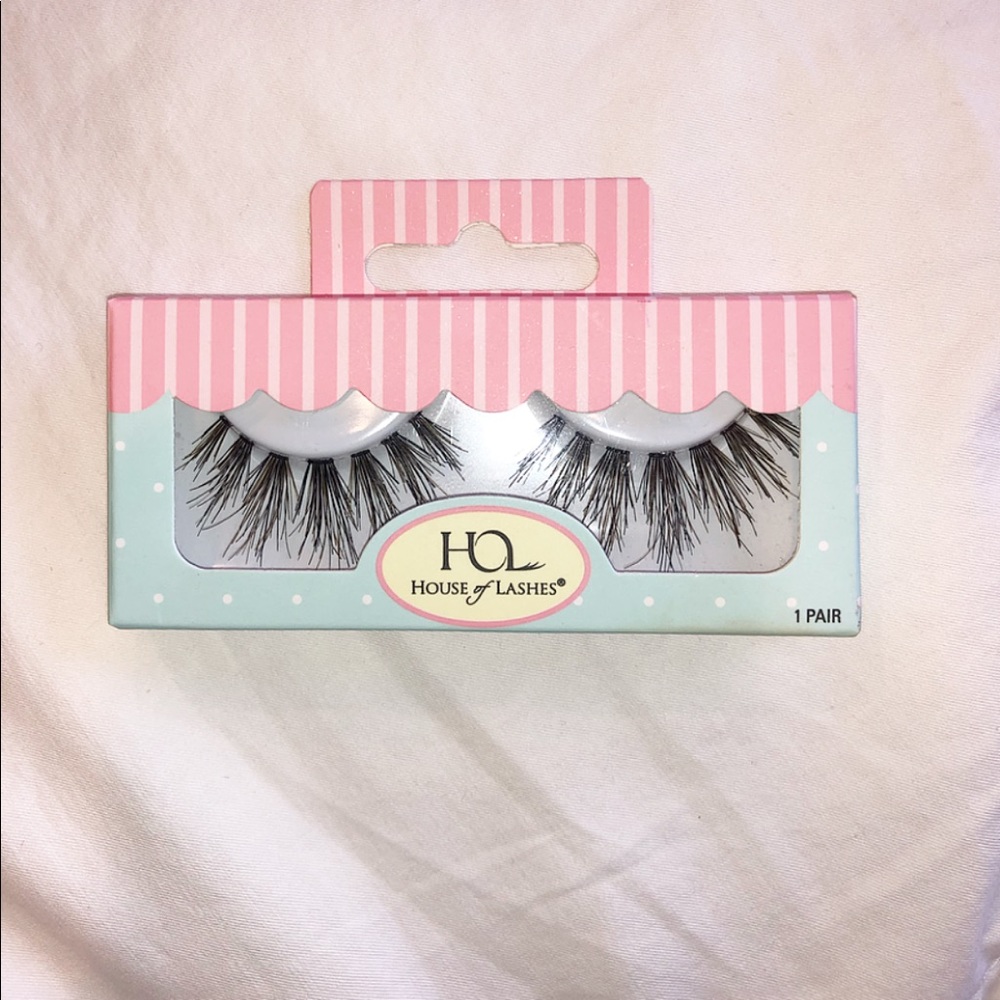 NEW Handcrafted House of Lashes - Bambie Lashes👁